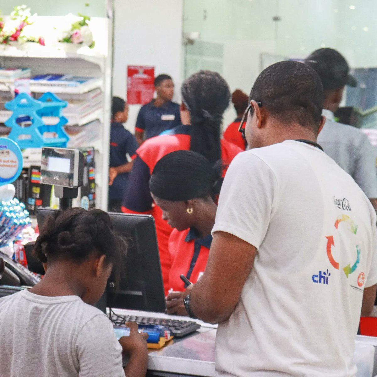 addasmall's tweet photo. Providing a world-class shopping experience powered by highly skilled, supportive and motivated team is the deal for us @addasmall
.
.
.
#shopnow #shopping #groceries #fashion #ButcherySection #electronics #household https://t.co/vuOz3am73B