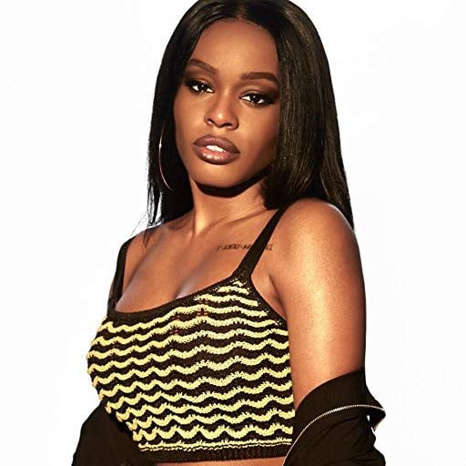 AcervoCharts's tweet image. EITA! Azealia Banks disse que se Beyoncé usasse uma de suas músicas como sample no álbum "Renaissance", ela iria processá-la:

“Eu teria processado ela, a Sony, a Columbia, a Parkwood, o Tidal e a Blue Ivy. Eu teria processado até os dreads falsos da cabeça do Jay.”