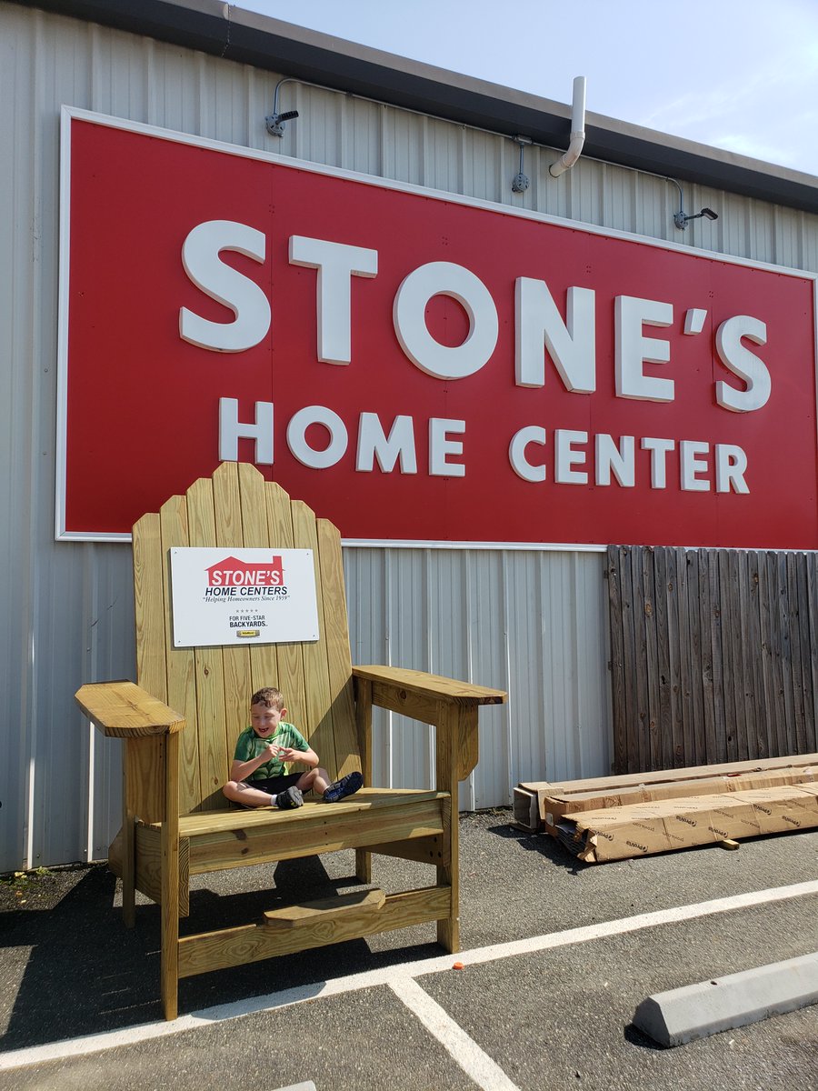 Stones_Near_You's tweet photo. Stone's Home Centers in Havana, FL is fun for the whole family... as demonstrated by this cute little shopper. Stop by & see us... & bring your family!
#stoneshomecenters #havanafl #familyfriendly #familyfun #hardwarestore #localhardwarestore #amishfurniture #amishfurniturestore https://t.co/2bPTO5rBF2
