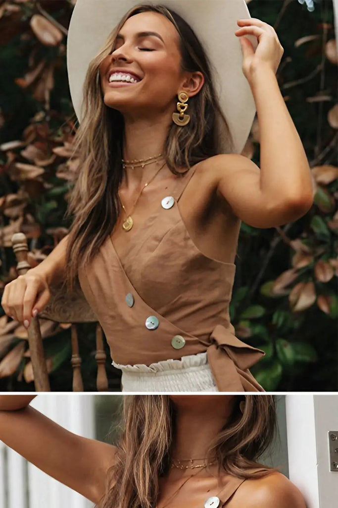 Strange_Cl0thes's tweet photo. 🤯 You won’t believe this! Sling Strap Button Vest selling at $24.99 🤯
by Strange ⏩ https://t.co/UsE6FBkSrm
 🚀 Selling out fast so be quick! 🚀

#StrangeClothes #FashionOnline #TrendyClothes #FashionDeals #Fashionista #FashionAddict https://t.co/gkXRefINwl