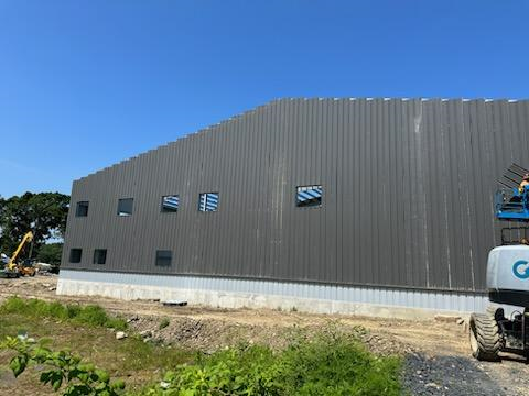 DrSolidSteel's tweet photo. 🚧Construction Update🚧 
Montgomery NY warehouse.
Wall sheeting and trims are completed.
Roof sheeting is being installed.

Stay tuned to see the final product!

#SolidSteelBuildings #MetalBuildingConstruction #ConstructionUpdate #SteelBuildings #BuiltToLast #BestInBusiness https://t.co/A9XsWf2yX9