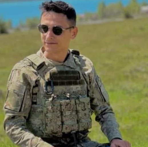 Pençe-Kilit Operasyon bölgesinde PKK'lı teröristlerin ateşi sonucu şehit olan Mehmetçiğimiz Mehmet Can'a Allah'tan rahmet diliyorum.

Mekanı cennet olsun.

Ailesine ve milletimize başsağlığı diliyorum.
