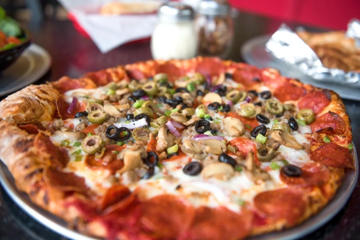 MichaelsPizzaTN's tweet photo. Our select ingredients, cooked-to-order dishes, and dedication to quality have made us a trusted choice since 1985. Order online now and taste the difference! 🍕✨

https://t.co/7u1XOtxZAq https://t.co/5CPQJdYGLS