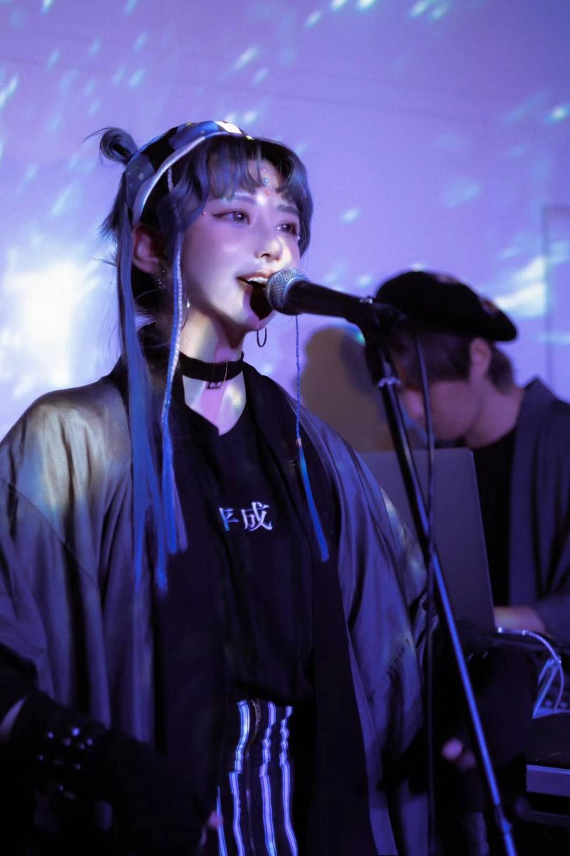 dongshangenken's tweet photo. last week live @Galaxy_Gingakei 

🎤@diansaku🎹 @hakuiiroha ⚡️@I_am_Popper 
@umaainc https://t.co/dYERaZWLqU