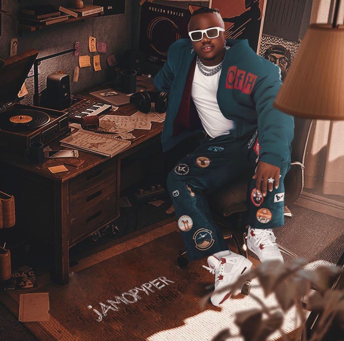 GlowMoist's tweet photo. every single track on this #JamopyperAlbum is a masterpiece, man finish work on this great one
https://t.co/KpdfFLxlgr