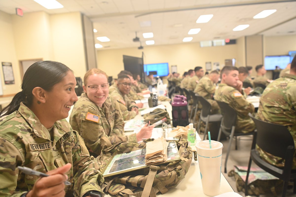 199th Infantry "Leader Brigade" tweet media