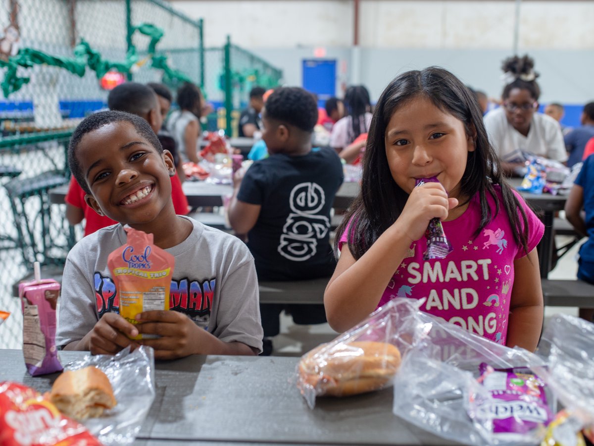 NoKidHungryNY's tweet image. Back to School is coming more quickly than you might think. For those exploring the transition from summer meals to afterschool meals, check out this resource from our No Kid Hungry Center for Best Practices! bit.ly/3Y32DUf