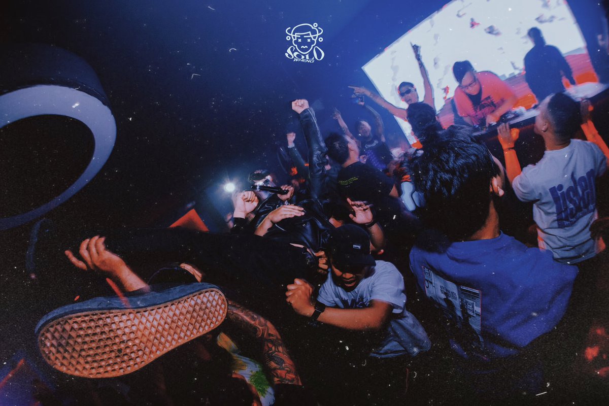 mtadriot's tweet photo. Recap DIGITAL DECAY Vol.1 “In Tekno Veritas”
Dorstig
Djaunk
Mindruiner
Vladvamp
22,07 2023 - Olympus Bar #ProdigalRecs #LeisureCollective https://t.co/zhHoDl4V3N