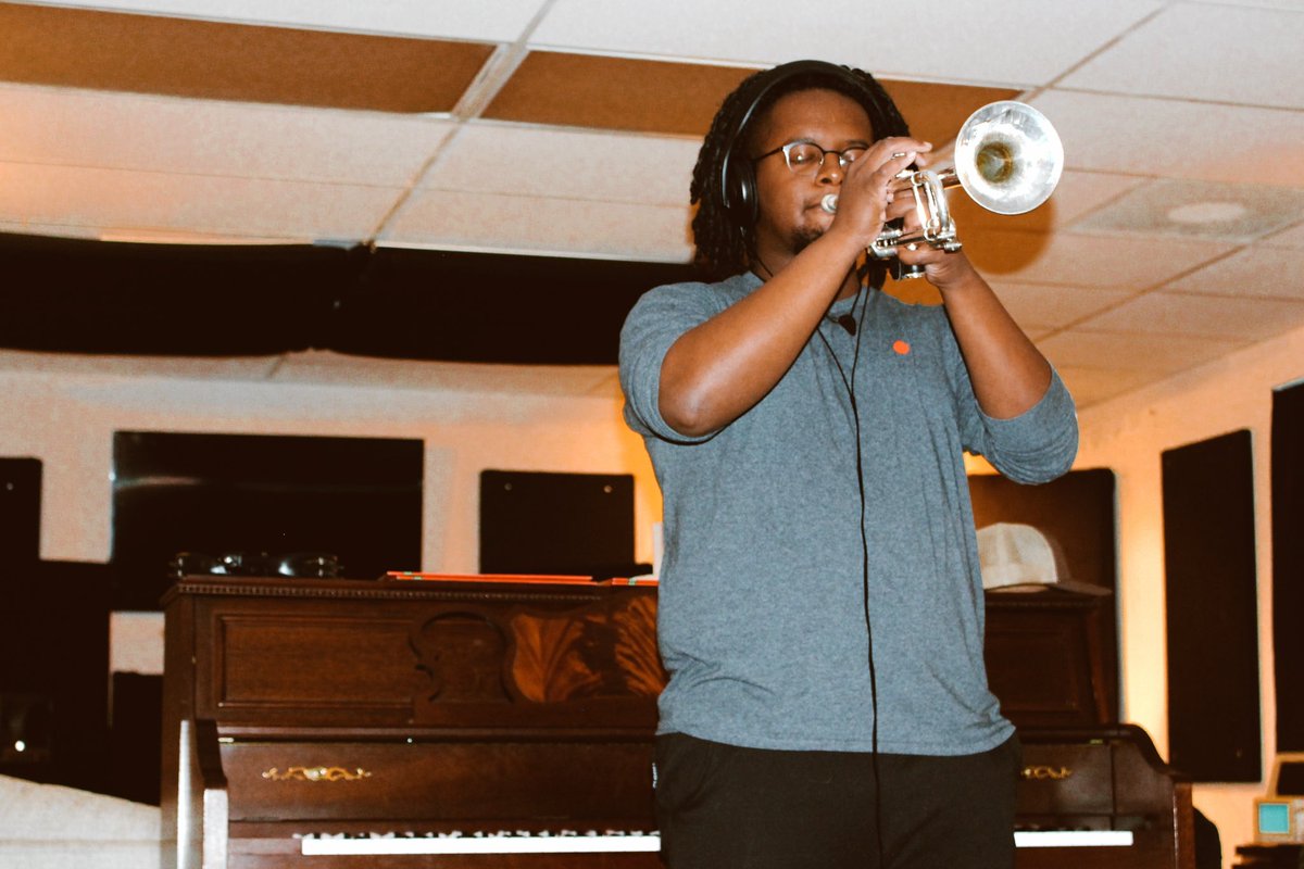 The Moondivers tweet media