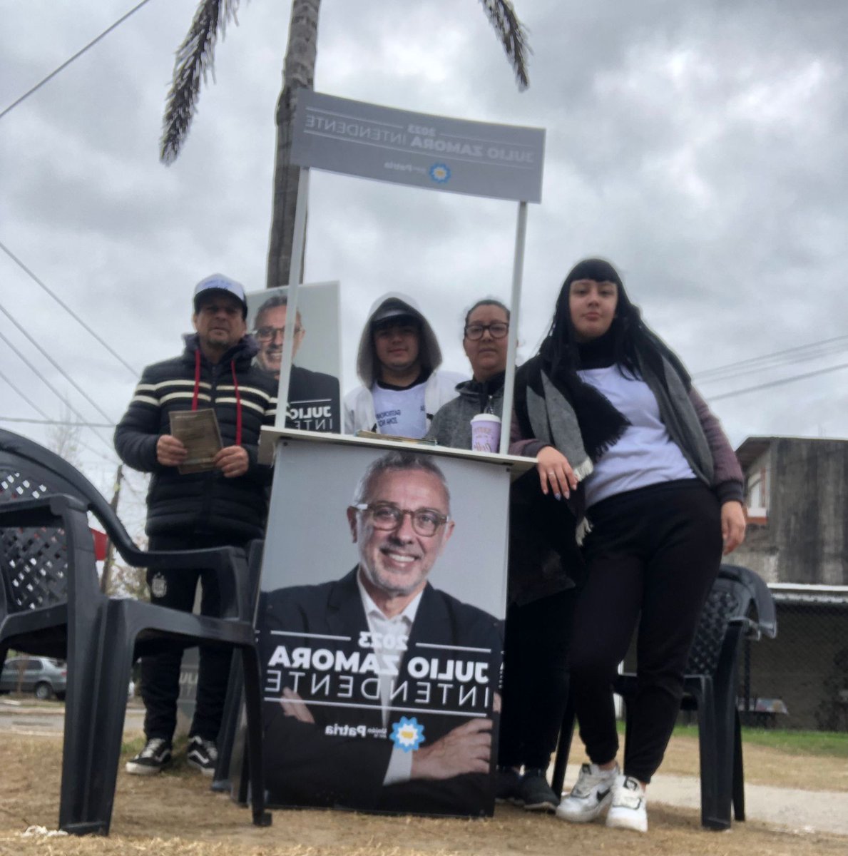 Lunes acompañando a Julio Zamora en tigre