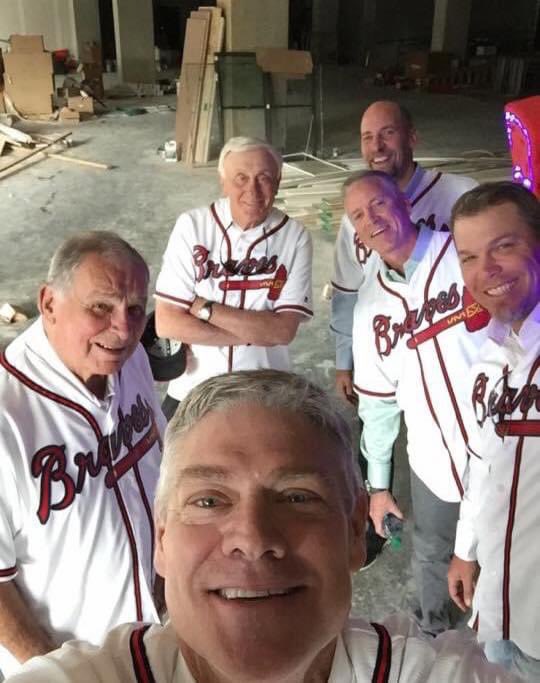 nut_history's tweet image. Dale Murphy, Bobby Cox, Phil Kniekro, John Smoltz, Tom Glavine and Chipper Jones.