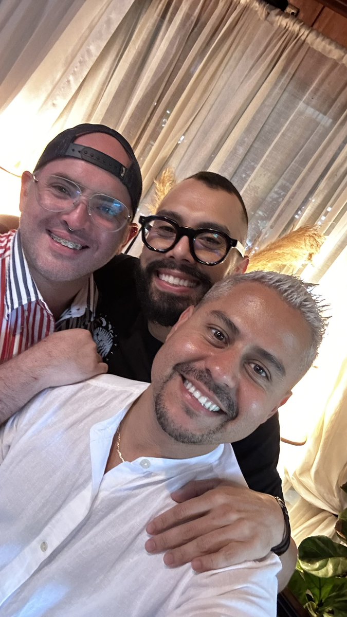 cjimenez_cr's tweet photo. Ayer me celebraron el cumple por adelantado, gracias por la amistad, las risas, la complicidad y el amor incondicional! #cuarentas #cuartopiso #lossegundosveinte https://t.co/o8rUorjdD6