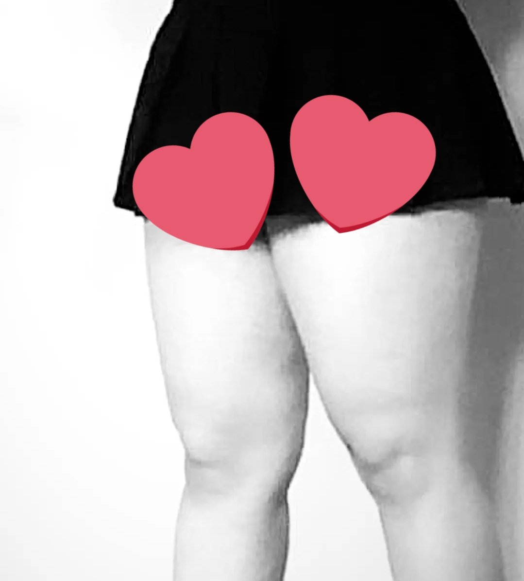 sofijeong1411's tweet photo. #Chubby #horny #girlchubby 

Do you like that?🔥✨️ https://t.co/ooPzokUahh