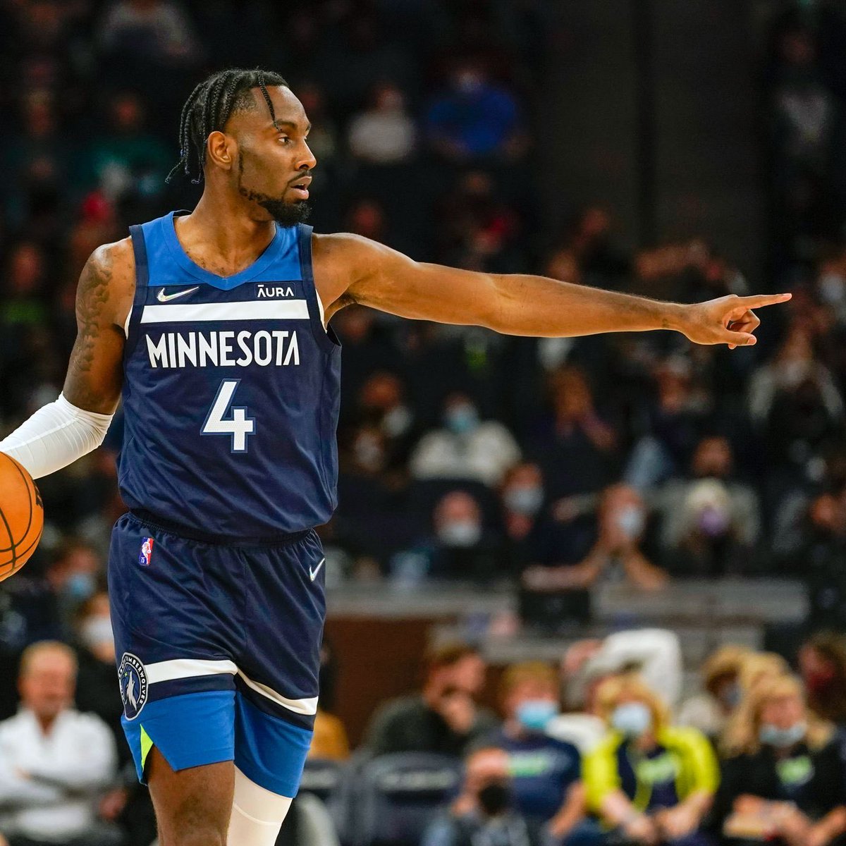 ColMavs's tweet photo. Hoy salieron dos rumores de los Dallas Mavericks.
•Dallas y Detroit continuan interesados en el pivot Deandre Ayton.
•Dallas mostró interés por el alero Jaylen Nowell
Lo traerías?
#MFLL https://t.co/fPpAbufLa2
