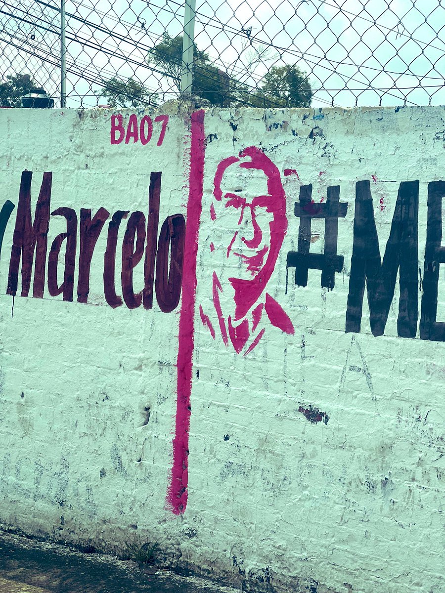 #MarceloEbrard se parece más a López Tarzo que a él 🤣