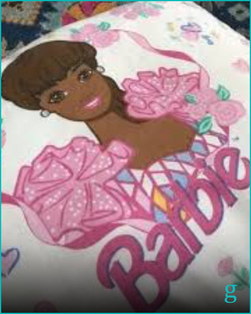 theGrio's tweet photo. #Griofam, raise your hand if you had this bed set back in the day! ✋🏿✋🏿
#TodaysKidsWillNeverKnow #BlackBarbie #GoBarbie #BarbieWorld https://t.co/gNaxR0BDW8