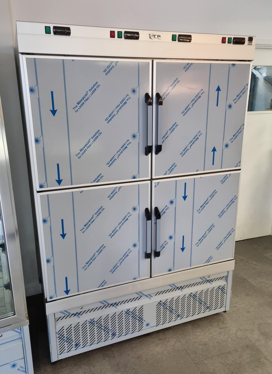 Special price! Super-flexible Tekna shock/storage freezer perfect for ice cream offers 4 temperature zones. Two zones at +5 to -25 degrees C and two zones at -18 to -40 degrees C. Fits 18 x 5 litre napoli pans in each zone. Up to 72 pans at one time! #shockfreezer #icecream