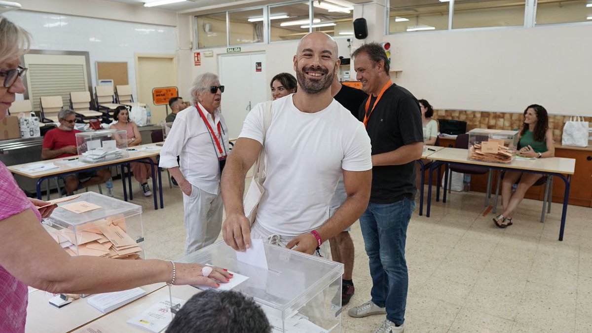 El resultado de ayer da una nueva oportunidad al gobierno de coalición progresista sustentado en la España diversa y plurinacional.

La toma del gobierno por los ultra, en crecida internacional, no se ha producido por la capacidad de la izquierda transformadora de sumar fuerzas.
