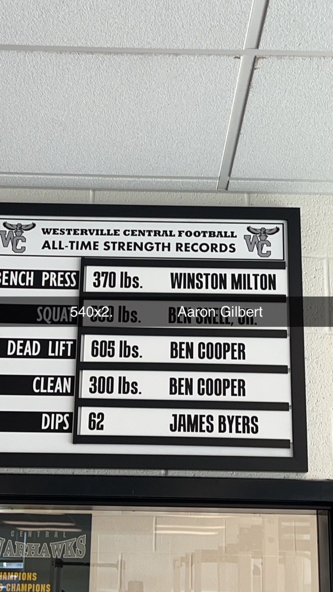 BIG_RON8's tweet photo. Broke the squat record 🥱 whats next 😤 540x2 https://t.co/cPkM2mHAhK