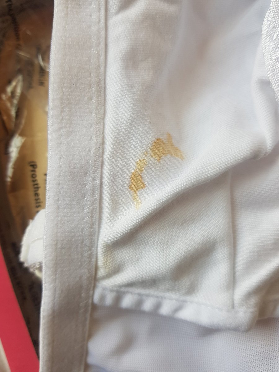 mettegenc's tweet photo. Eksiksiz, defosuz ve yeni etiketli sattığım ameliyat sonrası iç çamaşırını kan lekesiyle iade eden müşterinin talebini kabul eden ve üstüne şirketime ceza kesecek olan müşteri memnuniyet anlayışını kabul edemiyorum. @Trendyol @TrendyolDestek @trendyoltech https://t.co/wrDrgAVPrZ