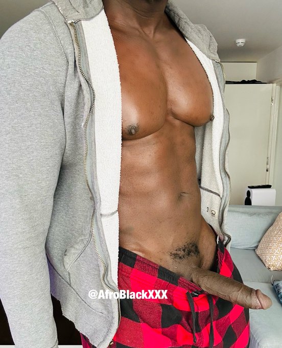 Touch me, lick me, suck me https://t.co/SfHQPKaJvy