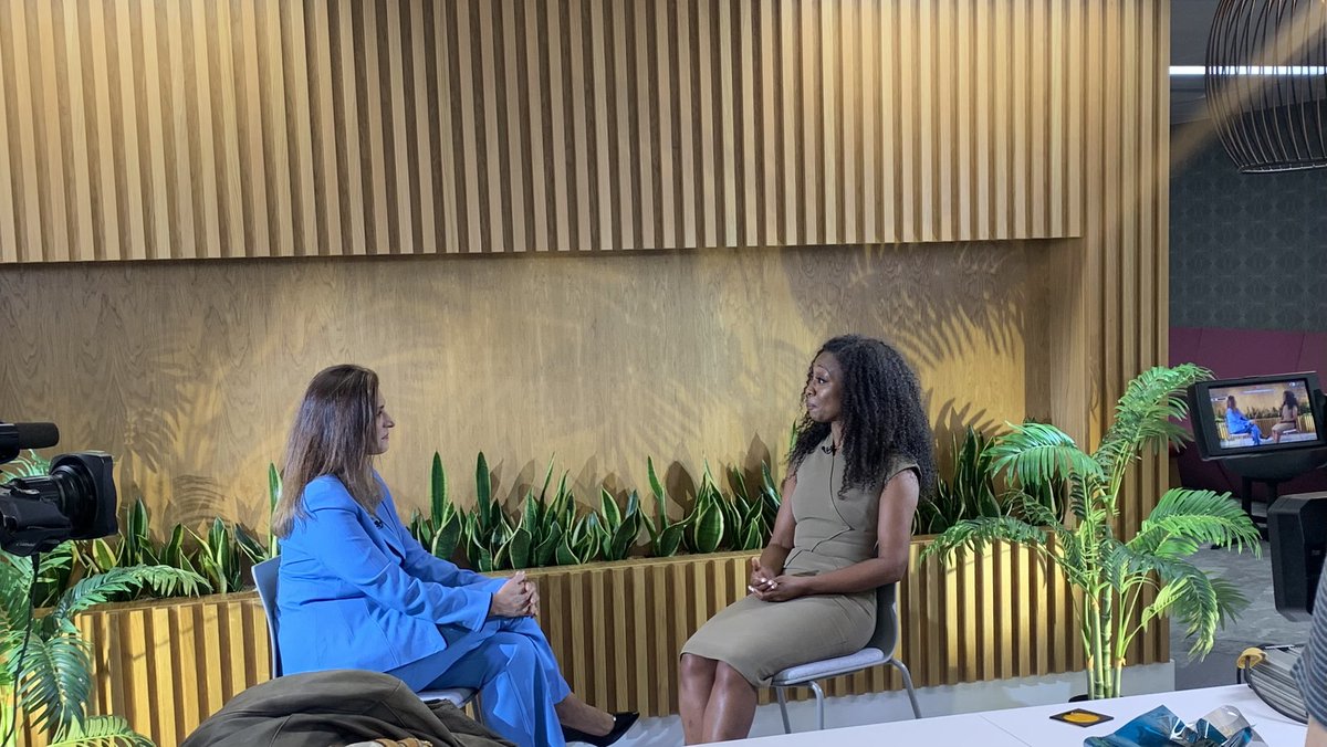 Coming up on @ITVCentral at 6pm, @SameenaITV catches up with @Beverleyknight who popped by our studio after receiving her honorary doctorate from Birmingham City University!