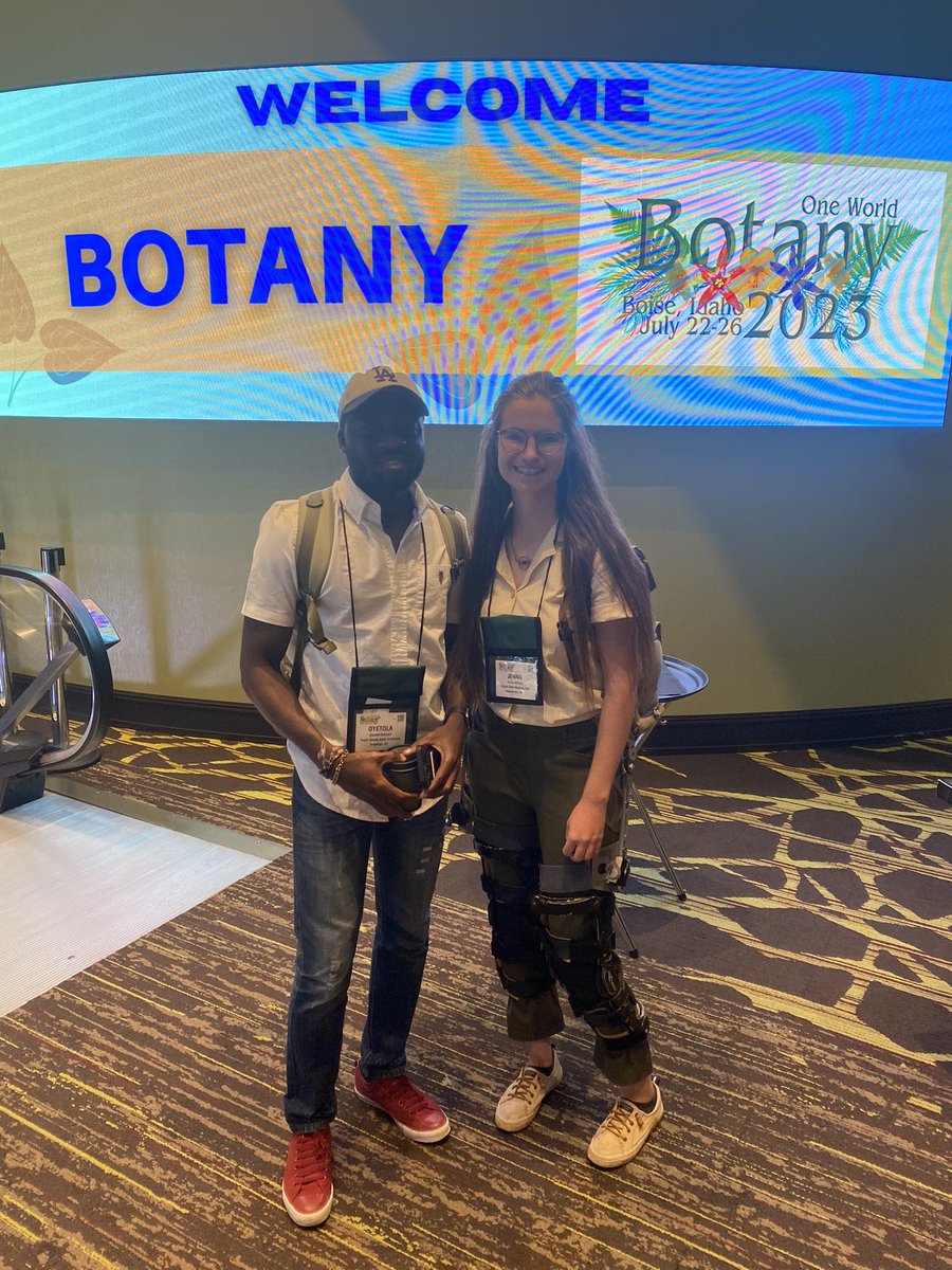 Latvis Lab at Botany! @MaribethLatvis <a href="/Tolliebastin/">Oyetola Oyebanji</a>