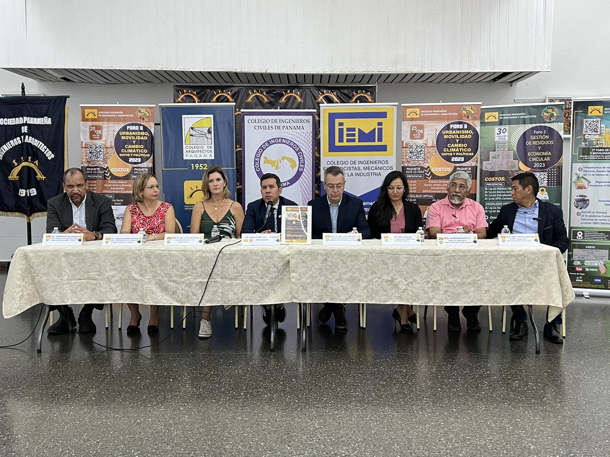 SPIApanama's tweet photo. Inicia conferencia de prensa de Presentación de FORO 3  #panamasosteniblespia
“Urbanismo, Movilidad y Cambio Climático” datos y políticas.
@TReporta @tvnnoticias https://t.co/QgMxugubIs