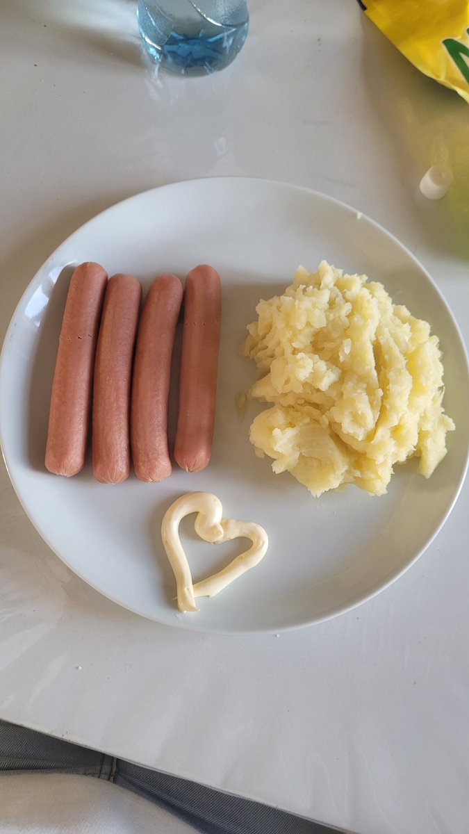 DaniArguindegui's tweet photo. Esta combinación 🤤🤤🤤🤤 https://t.co/tdIJwxo3Gb