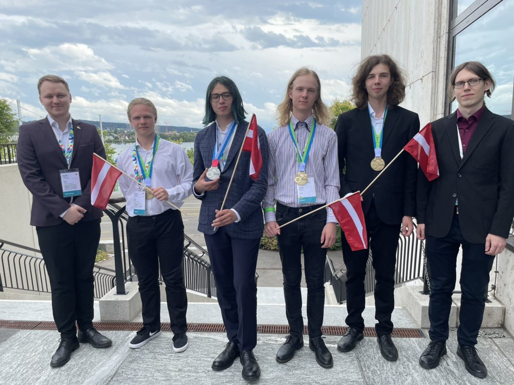 Mazā ķīmijas skola tweet media