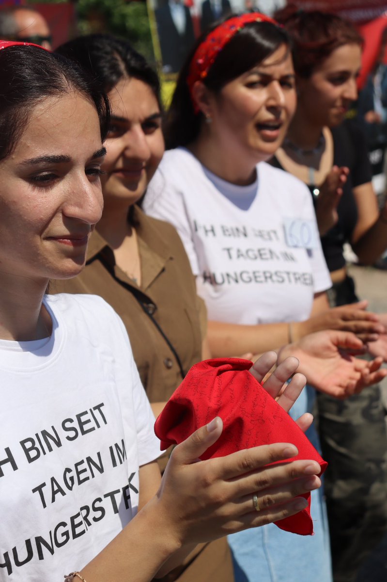 AnadoluNewsblog's tweet photo. #Hungerstreik129 Freedom for all Political Prisoners! #No129 Struggle for Rights and Freedoms is not Terrorism! End the Criminalization of struggle of political migrants. #EdaDenizHaydaroglu #IlginGüler #SevilSevimli #hungerstrike #FreeGrupYorum https://t.co/7DqZak8pV5