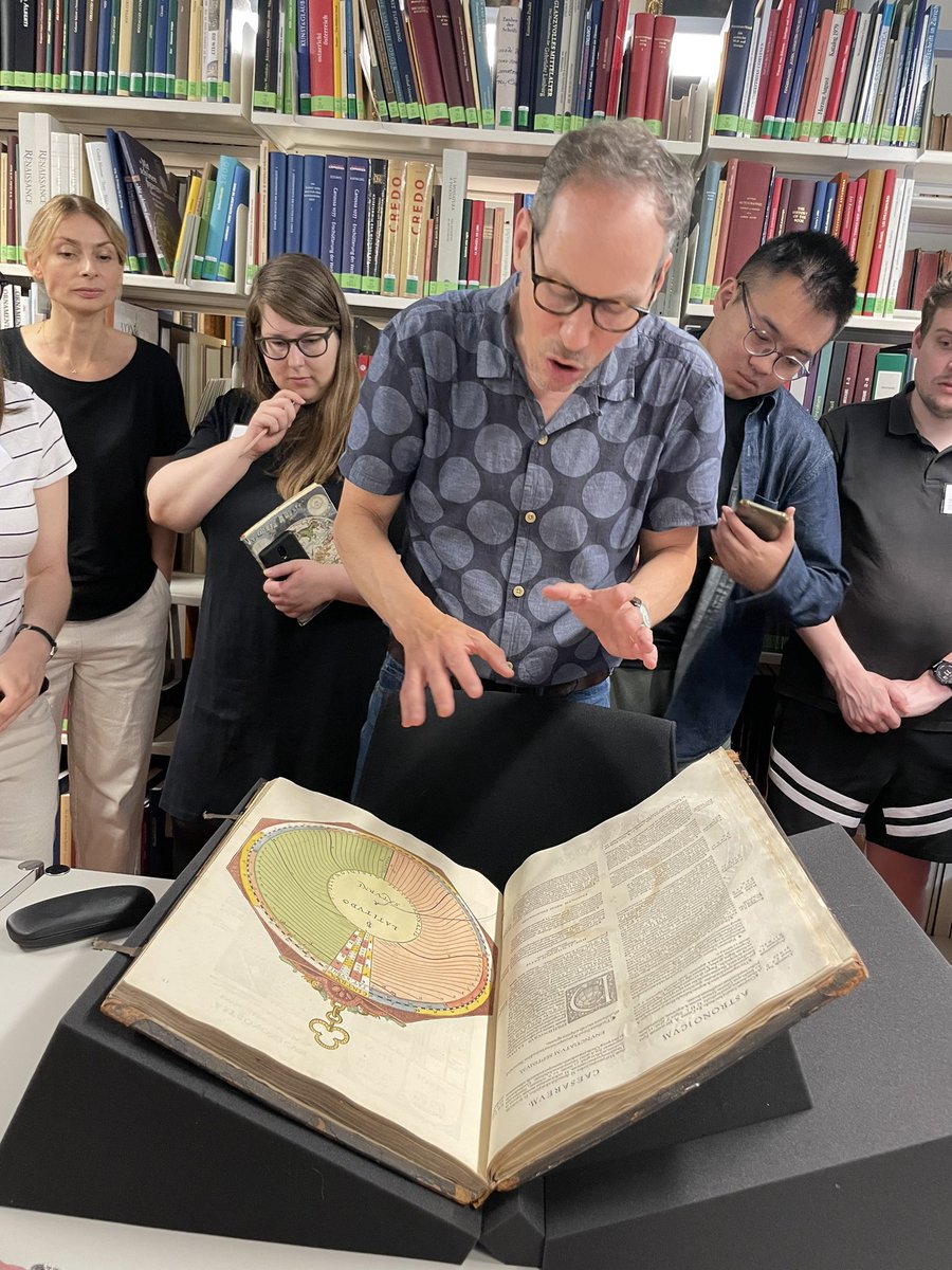 What a fun and information packed morning session! 🔭⭐️🌎📚