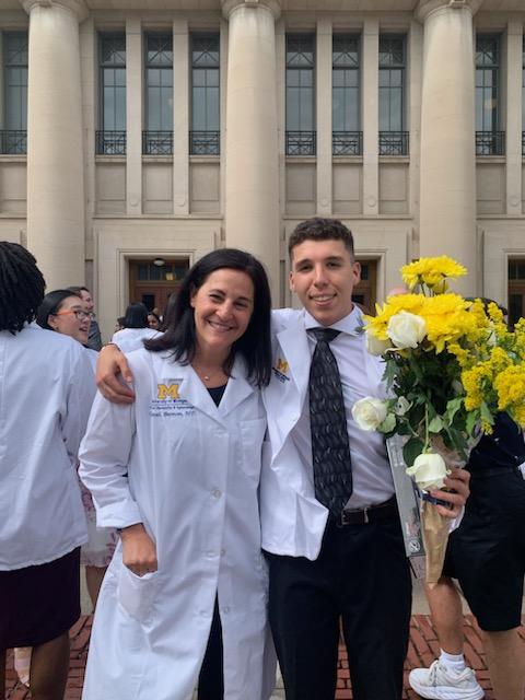 UMichMedSchool's tweet image. &quot;Connect with people. And the people you connect with today are not the people you have to connect with tomorrow, and in six months from now, connect with new people.&quot; - Deb Berman, M.D., Assistant Dean for Admissions #WhiteCoatCeremony #DeanBerman #GoBlueMed