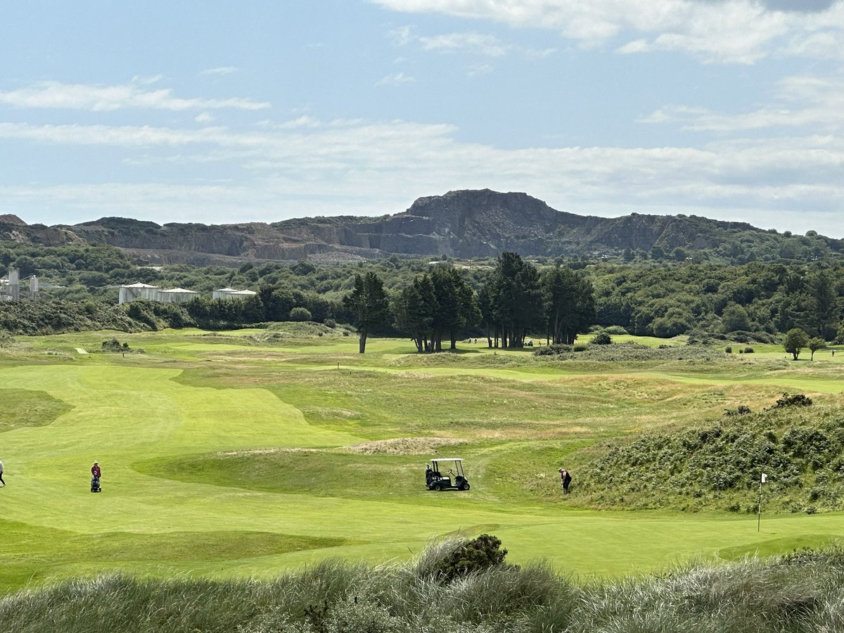 Played <a href="/ArklowGolfLinks/">Arklow Golf Links</a> today. Had a great experience on a true links course. The course was in fine shape, and the staff was courteous, helpful, professional and knowledgeable. Looking forward to another round on my next trip here!