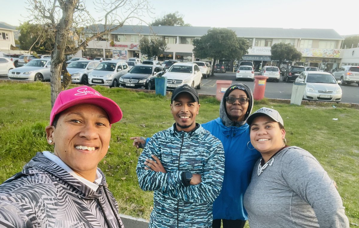 ddjtraining's tweet photo. Day 6️⃣ our times are looking great! Another solid run/walk tonight!
We clocked a 6km tonight!🏃🏻♂️🏃🏻♀️🚶🏻♂️🚶🏻♀️. Well done all 👏🏻🤝🔥
#DDJTraining 💚 https://t.co/SYT5sYL1IX