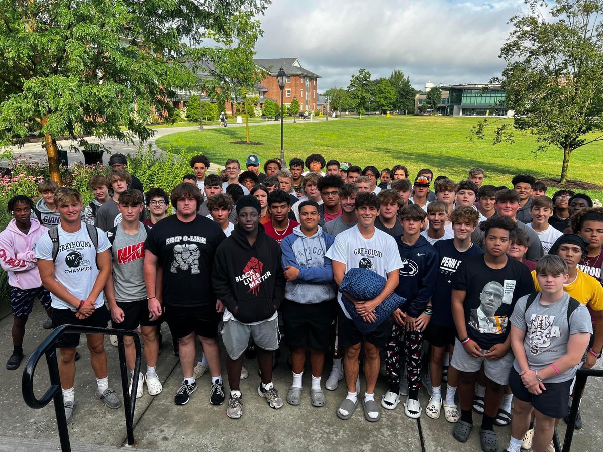 KodyRotz's tweet photo. Me and my team were grateful to have the opportunity to compete at the @SVSQB camp hosted at Millersville University. The bonds formed at camp can not be found anywhere else. @VILLEfb @DbeardDan @FoustEric https://t.co/ZXDVlnhPX5