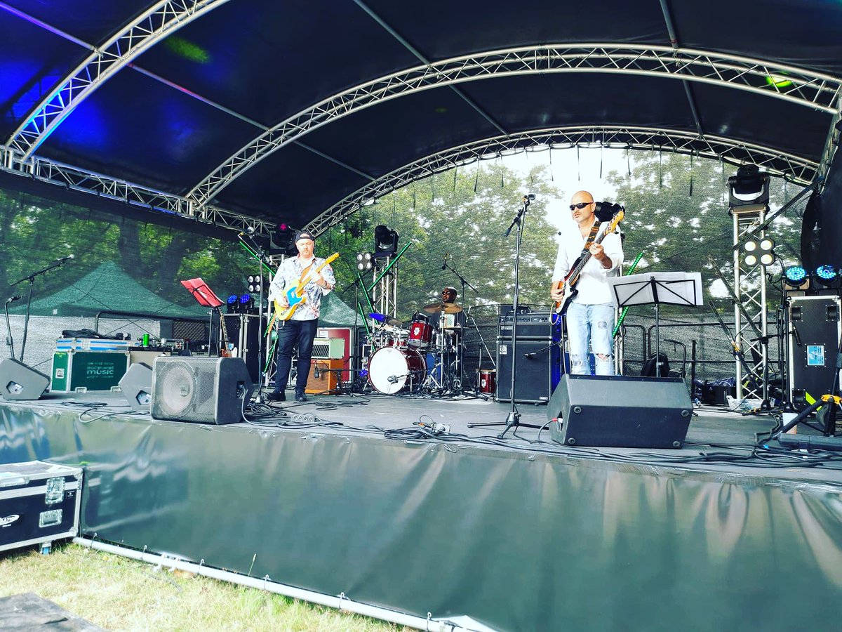 ramongoose's tweet photo. Great to be back playing the #blues @TheEalingClub Blues Festival! https://t.co/Fs2NJ2oezI