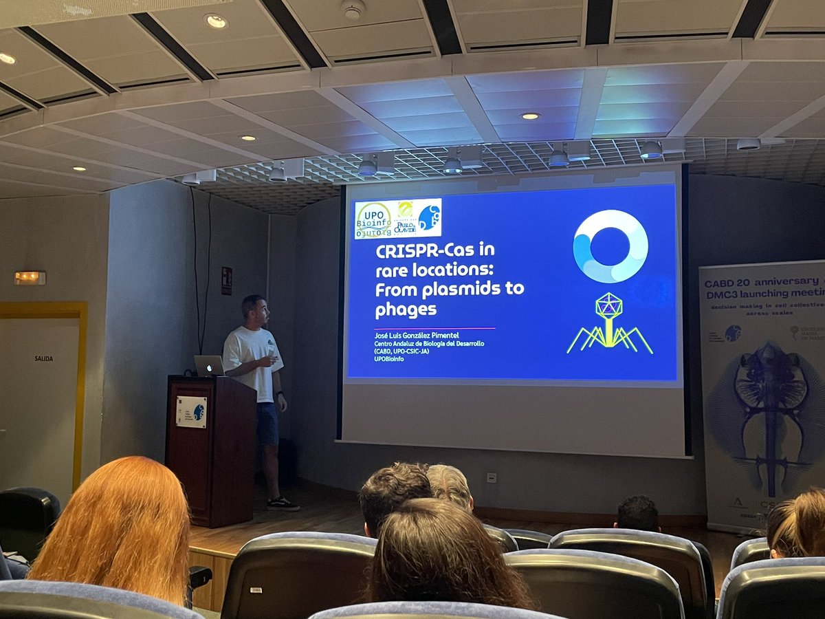 Today at #cabdmeetings <a href="/martatalaveron2/">Marta  Talaverón</a> from <a href="/Braincure_CABD/">Sanchezalcazar’s Lab</a> &amp; <a href="/Selucote/">Selu</a> from <a href="/UPOBioinfo/">UPOBioinfo</a> gave talks about their research projects! The last talks before the Summer  break were moderated by <a href="/Emiliogm98/">Emilio Gonzalez</a>. Big thanks to <a href="/crisprscan/">Moreno-Mateos Lab</a> that organized this session of talks!