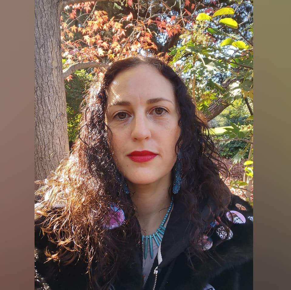 QuaintrellePod's tweet photo. Listen Now! E85: Jenny Ruiz of Burning Times Tarot. Link in Bio.
#tarot #tarotreader #spirituality #lightworker #healing #divination #meditation #intuition #goodenergy https://t.co/38kczJUUTN