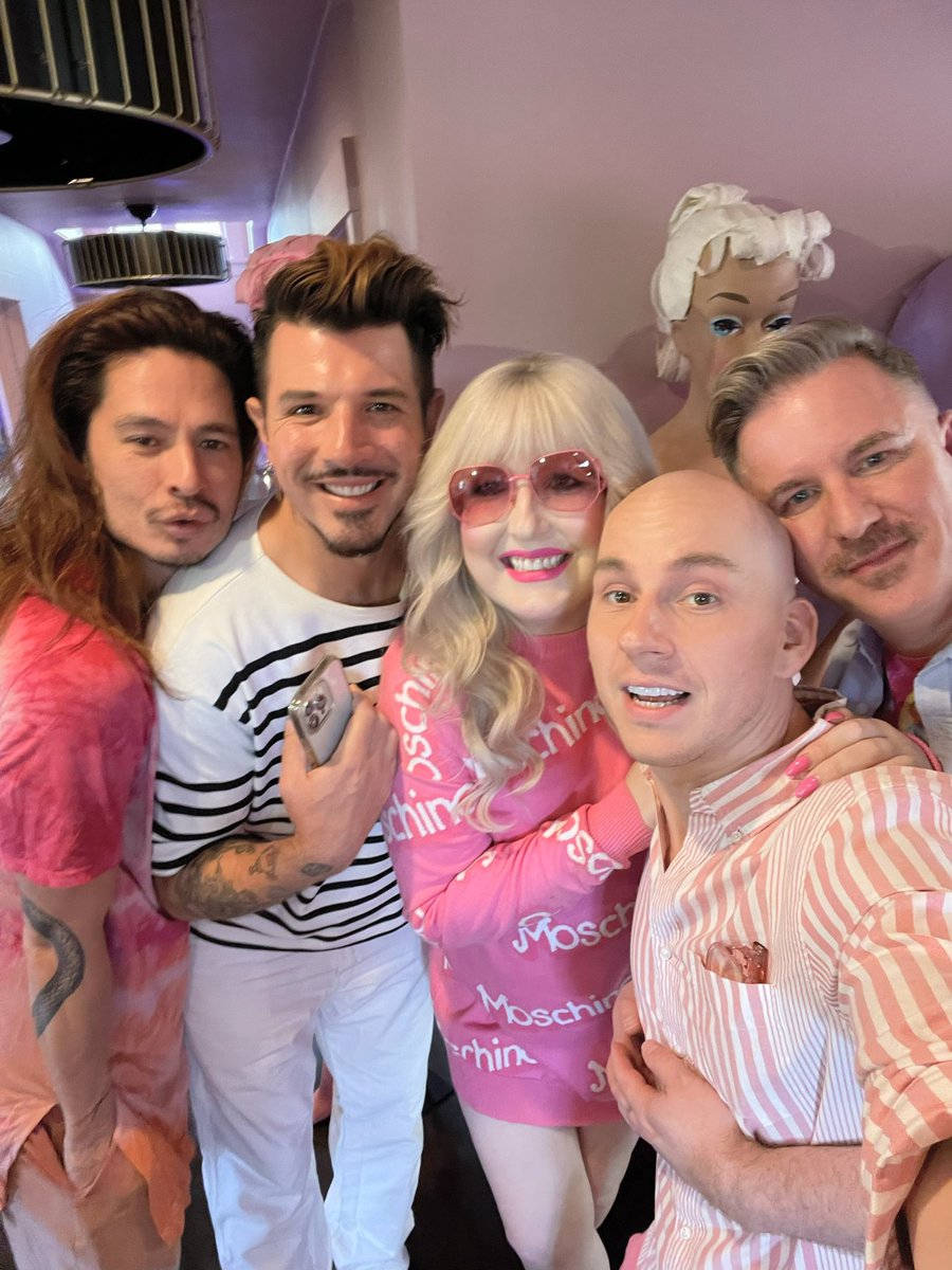 trixiemattel's tweet photo. I’m in an exclusive doll club called The Doll Mafia and we met up yesterday bitch. 💄 https://t.co/e6RCzvI1jS