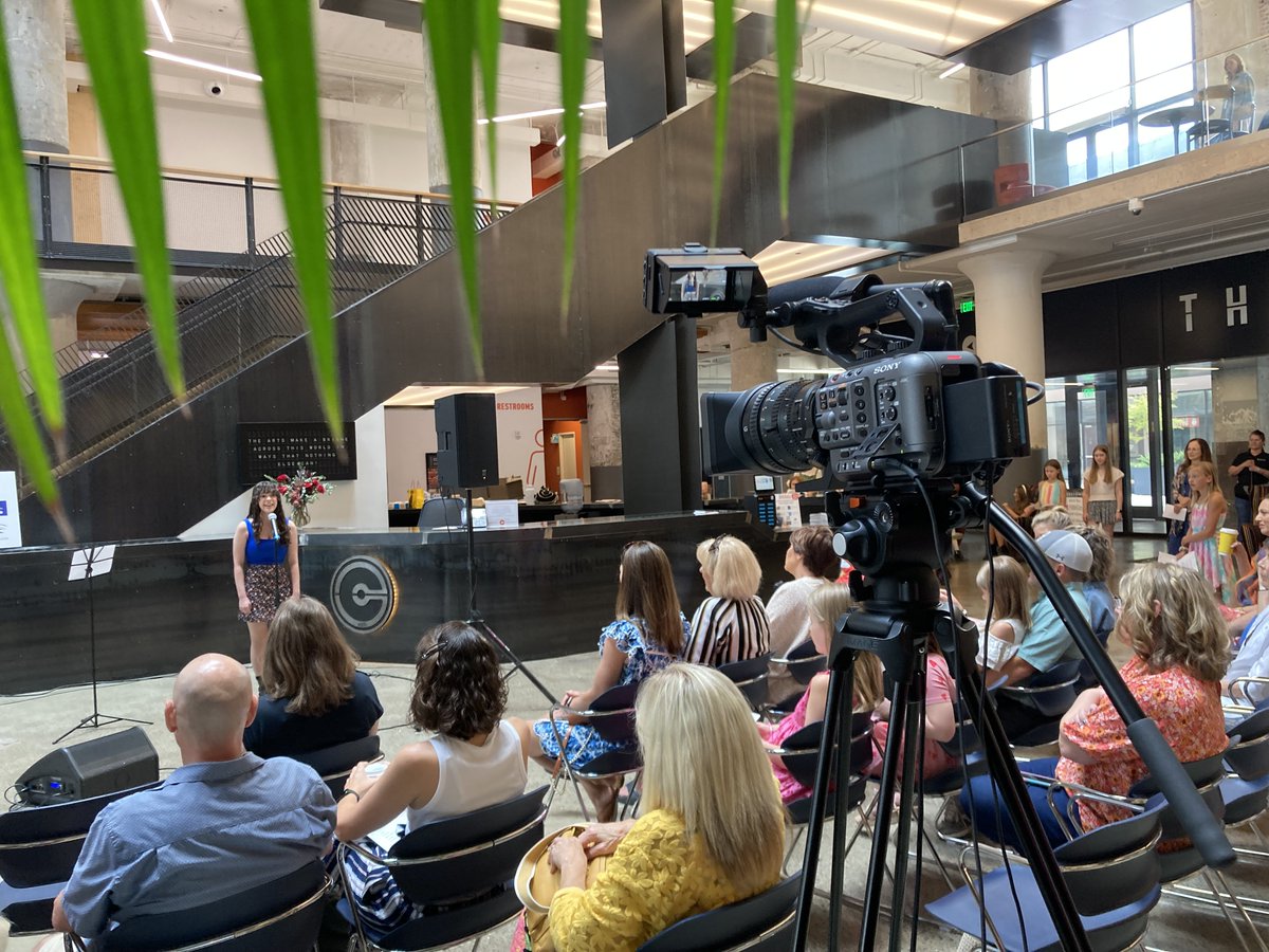 V2MediaMemphis's tweet photo. .@YourConcourse is one of the most dynamic spaces in Memphis! Shooting a live event there was challenging and exciting in the best way.

#storytelling #videoproduction #videography #videoreel #corporatecommunication #videoproductioncompany #lighting #setdesign #audiovisual https://t.co/dtCWZ7nJgk