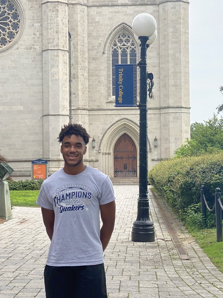 JaxonBradleyB's tweet photo. Thank you so much @CoachDevanney, @coach_klier, and @CoachCrayton_ for inviting me on campus. I had a great time visiting the school and learning about the culture and success of the Bantam football program! @TrinCollFB @robtat33 https://t.co/tRbLpMLMlG