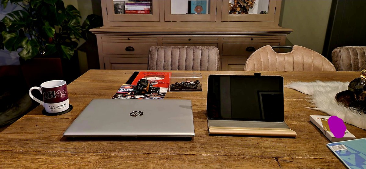 JustAdriana44's tweet photo. My "office" is ready. All my lucky charms are laid up, bring it on, presale #Coldplay
#MOTST
#LH44
#AyrtonSenna https://t.co/EY6sNGVokO