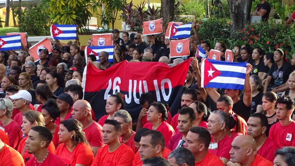 Participamos junto a los granmenses en el acto provincial por el 70 aniversario del asalto a los cuarteles Moncada y Carlos Manuel de Céspedes.

En tierra bayamesa también se luchó por la libertad de #Cuba aquel 26 de julio.