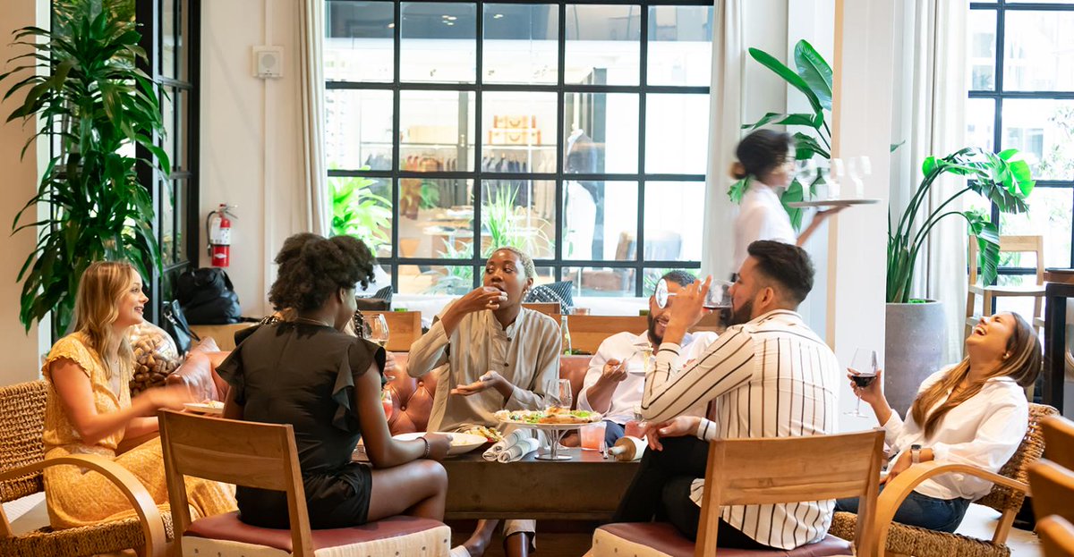 NRNonline's tweet image. DrinkedIn Live to feature sustainability with Sixty Vines, Ridge Vineyards. LinkedIn Live session Thursday to highlight exclusive partnership for tap wines at casual-dining concept ow.ly/VeAl104P8m4