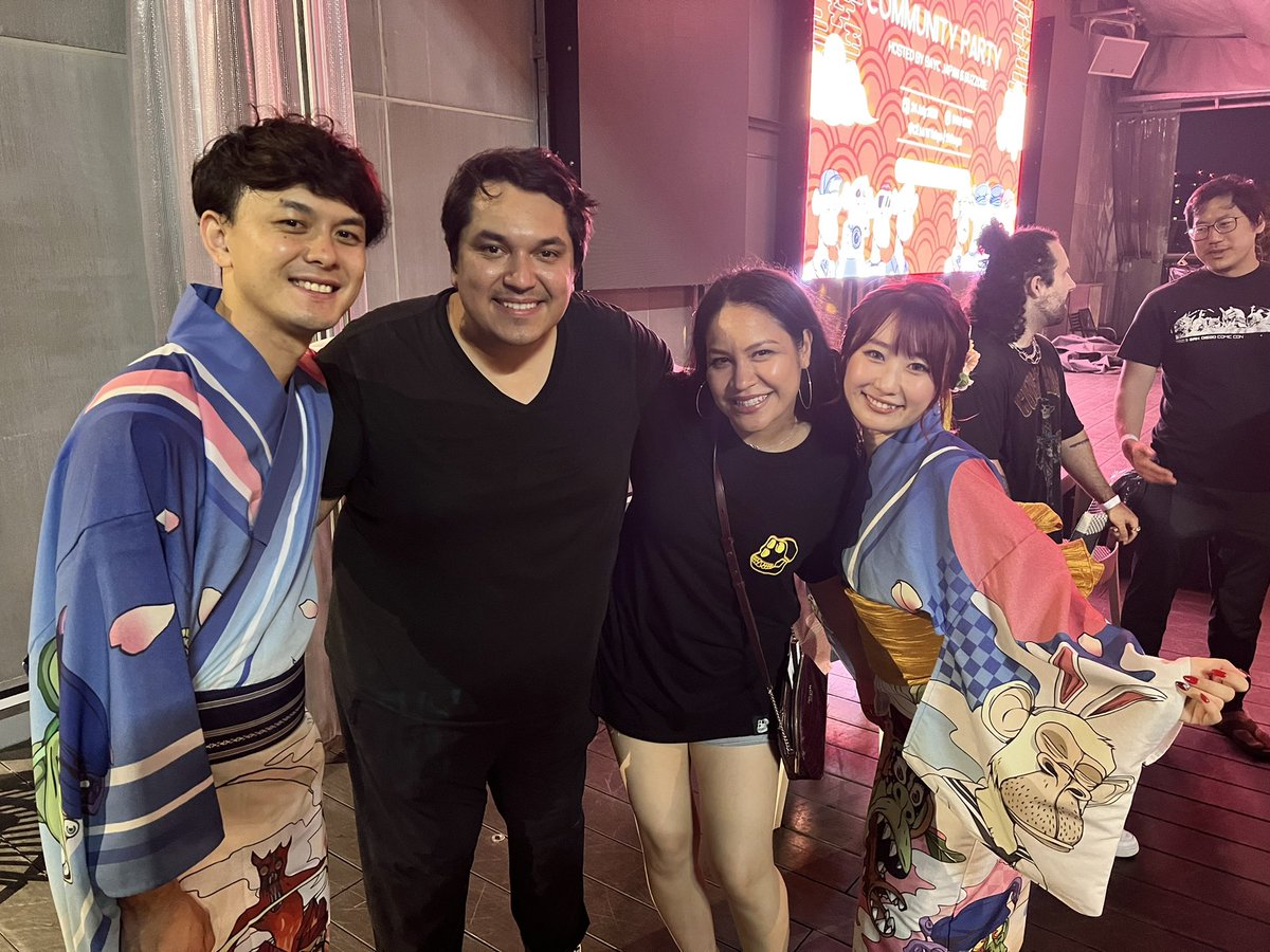 web3_honey's tweet photo. Today is the best day ever😍
The scene I had always dreamed of seeing was right there🥲✨

Thank you so much to the @yugalabs team and to @dalegre for this opportunity😭❤️
Thanks so much to everyone who participated🥲❤️
I look forward to seeing you all around the world in the future🌍❤️‍🔥

@YuAyato_TYO @huni_crypto 
@BaycCouncil @ApeComms @LadiesofBAYC