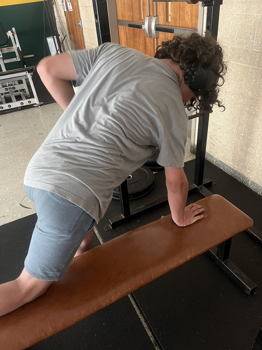 HamdenBaseball1's tweet photo. Just another week beginning … you have two options: work or be out worked. Your call! 

Go Dragons! https://t.co/K4WxBy5gAa