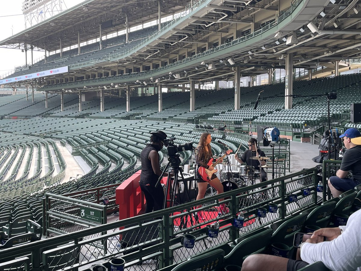 TEDxWrigley's tweet photo. The second half of TEDxWrigleyville 2023 starts with an appearance by @allyvenableband! https://t.co/ZVkTSjHGdt