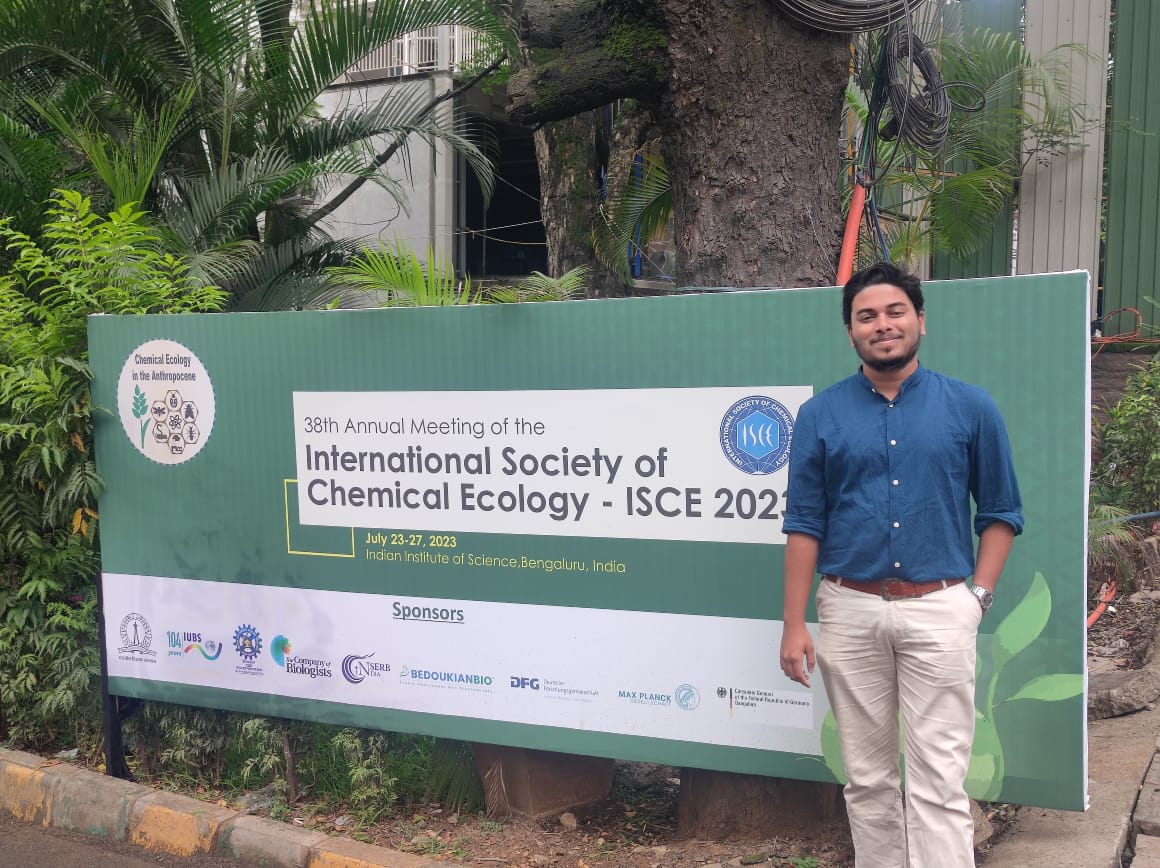 KankanDatta's tweet photo. First day of the four day long @ChemEcol_org annual meeting happening at @iiscbangalore.
Looking forward to learning new things from world's leading chemical ecologists and building up more connections.
#chemical_ecology #ISCE2023 https://t.co/EQHTnRI7t8