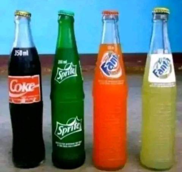 FIERCE_ENT's tweet photo. Legends!!!
Which drink is Missing here?

#BBNaijaXMoniepoint #BBNAllStars #fuelpricehike #Davido #GOAT𓃵 https://t.co/N093cqJqtX